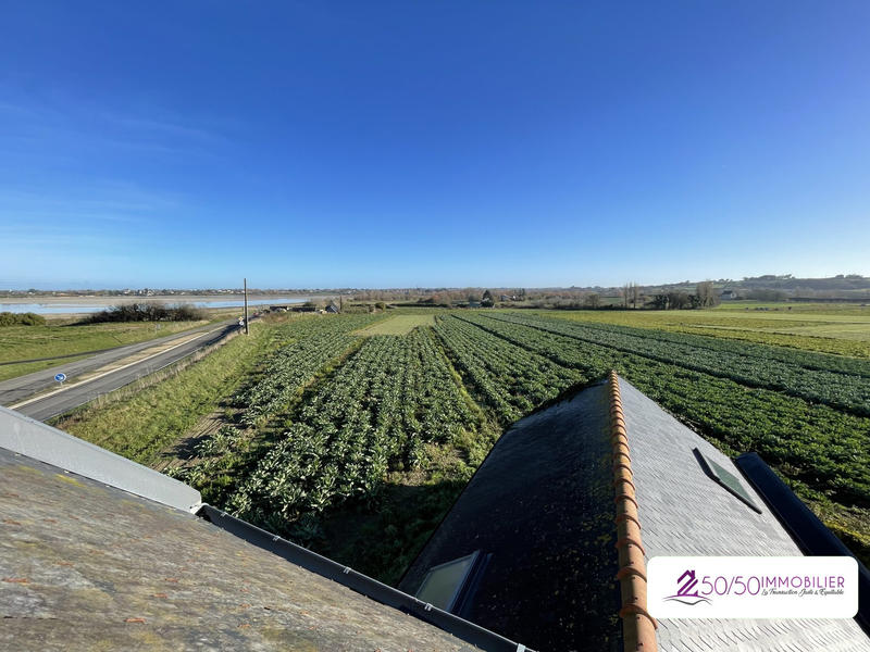 Maison - 184 m² - 9 pièces