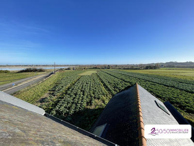 Maison - 184 m² - 9 pièces