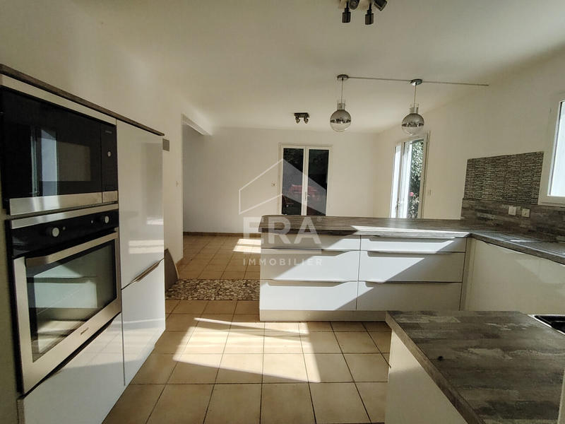 Maison - 146 m² - 6 pièces