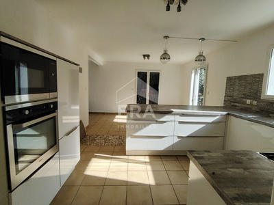 Maison - 146 m² - 6 pièces