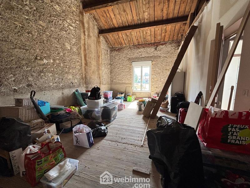 Maison - 226 m² - 7 pièces