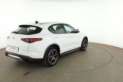 Alfa Romeo Stelvio 2.2 Diesel Q4 Ti At8 210 ch