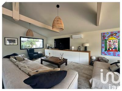 Maison - 250 m² - 7 pièces