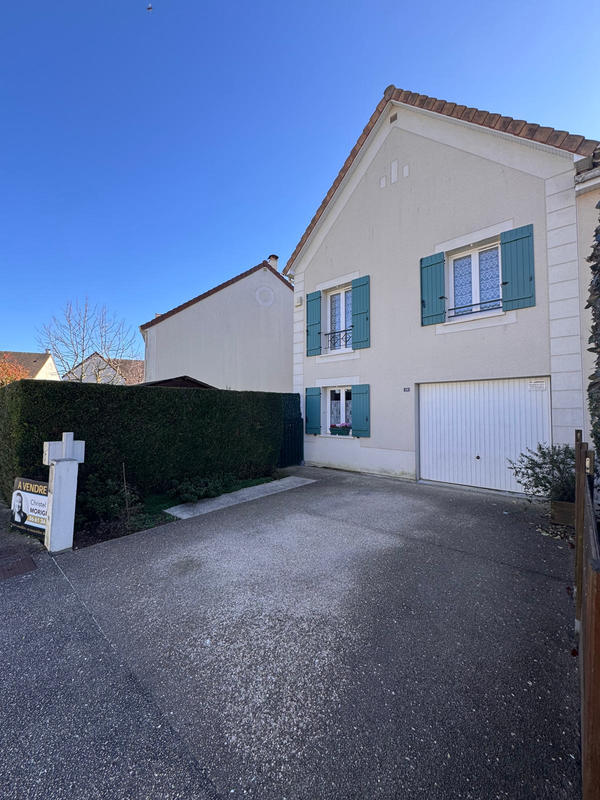 Maison - 94 m² - 4 pièces