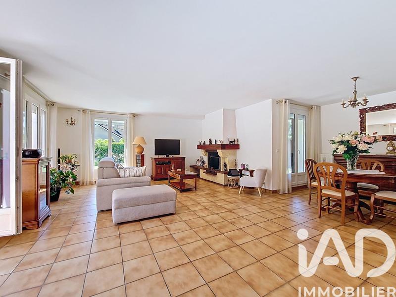 Maison - 140 m² - 6 pièces