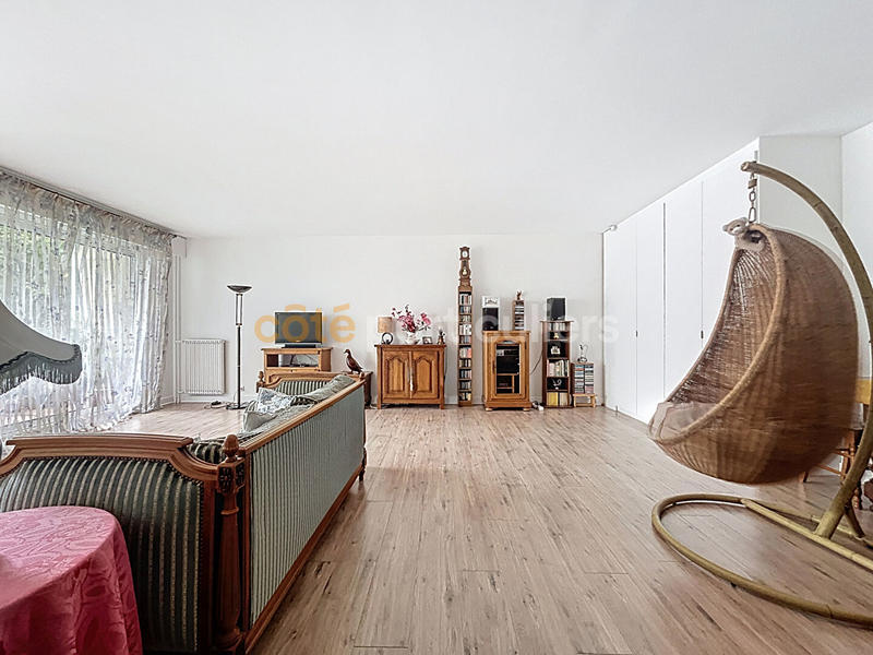 Appartement - 87 m² - 5 pièces