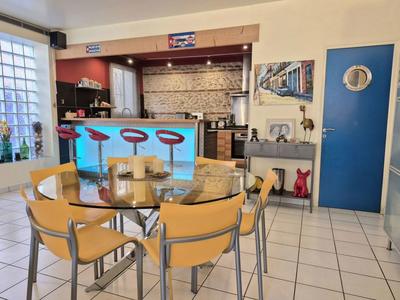 Maison de ville - 128 m² - 4 pièces