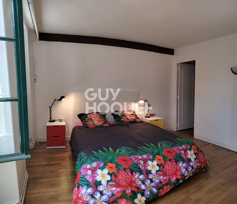 Maison - 225 m² - 7 pièces