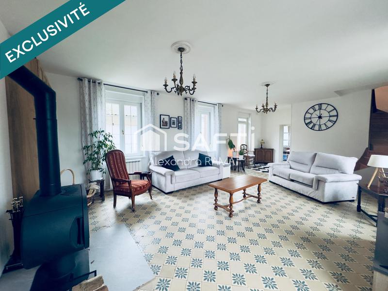 Maison - 163 m² - 7 pièces