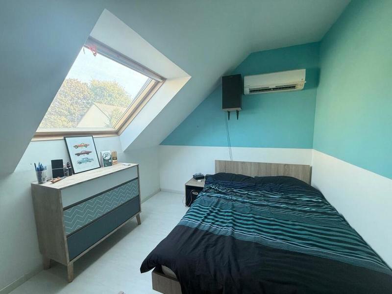 Maison traditionnelle - 160 m² - 8 pièces