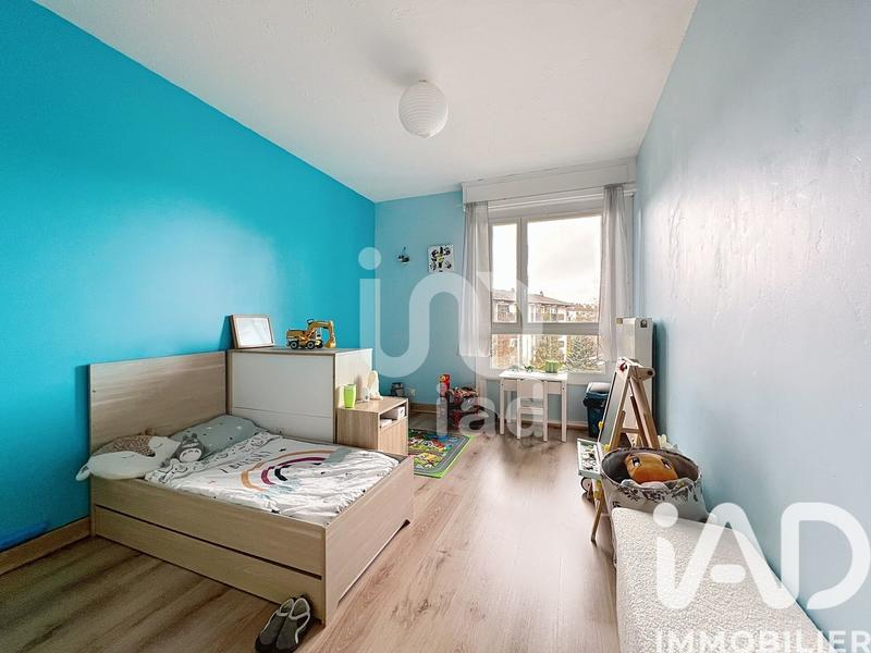 Appartement - 93 m² - 5 pièces