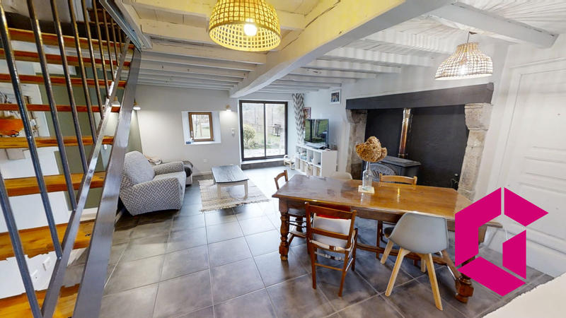 Maison ancienne - 84 m² - 5 pièces