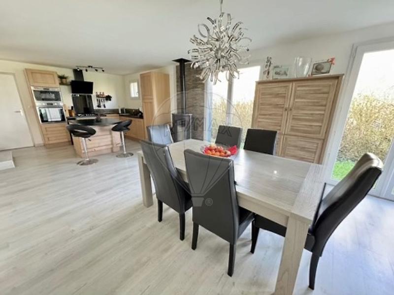 Maison - 128 m² - 4 pièces