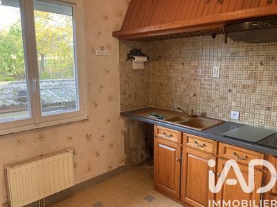 Maison - 90 m² - 5 pièces