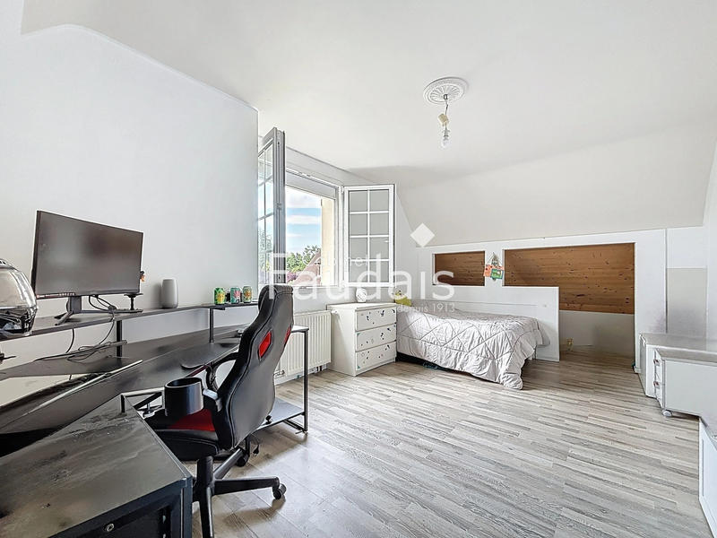 Maison - 191 m² - 6 pièces