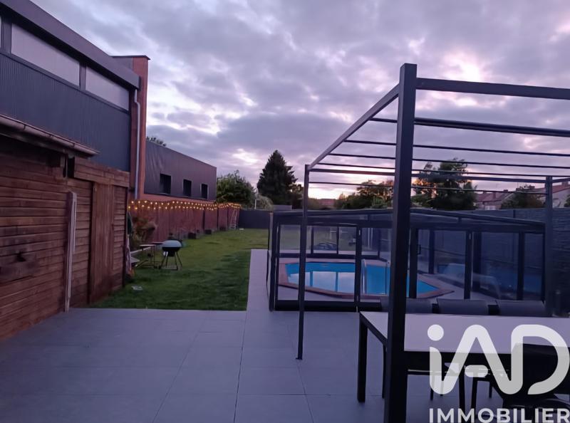 Maison - 180 m² - 6 pièces