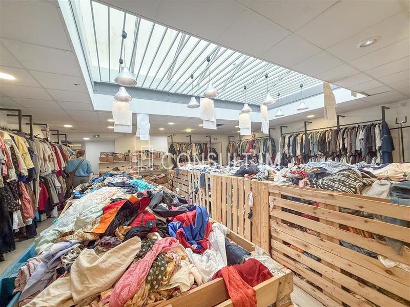 Local commercial - 385 m²