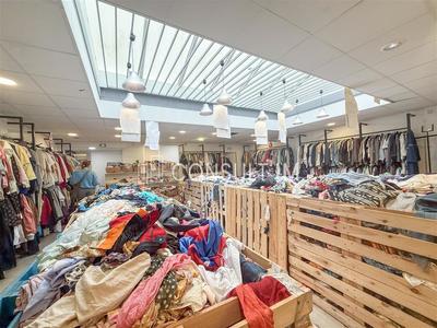 Local commercial - 385 m²