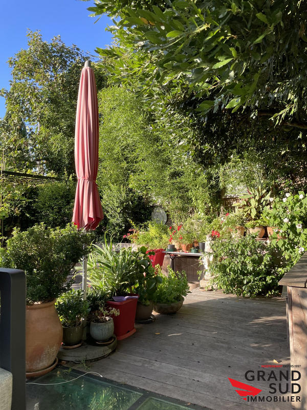 Maison ancienne - 250 m² - 11 pièces