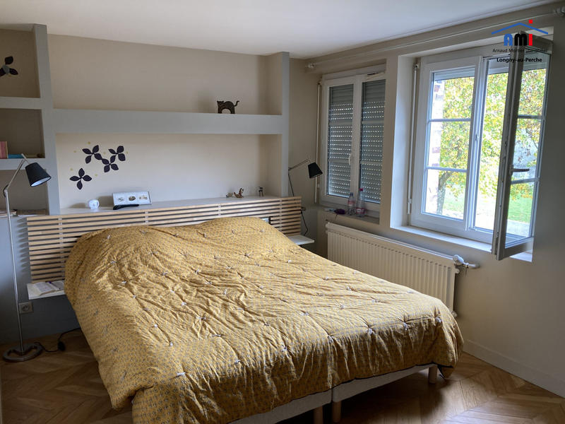 Maison - 380 m² - 7 pièces