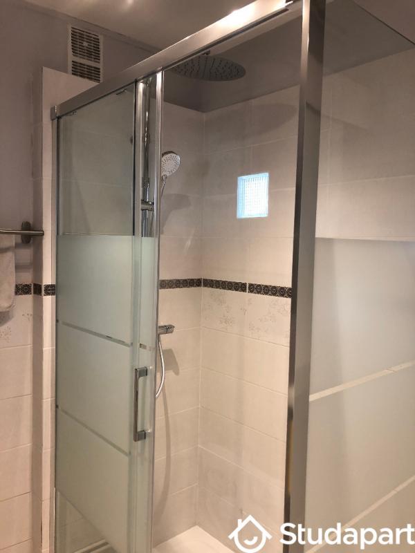 Chambre - 9 m² - 1 pièce