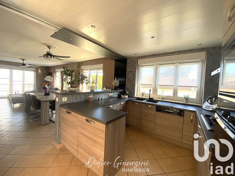 Maison - 163 m² - 6 pièces