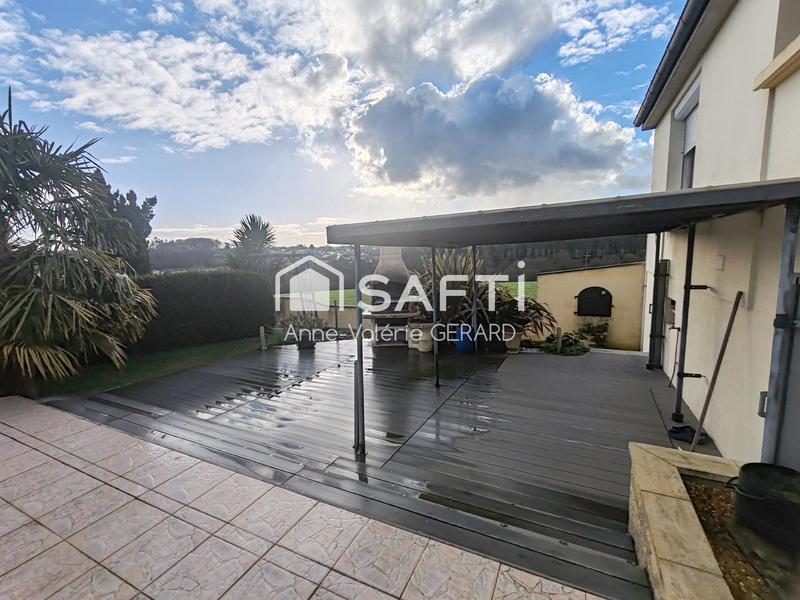 Maison - 90 m² - 5 pièces