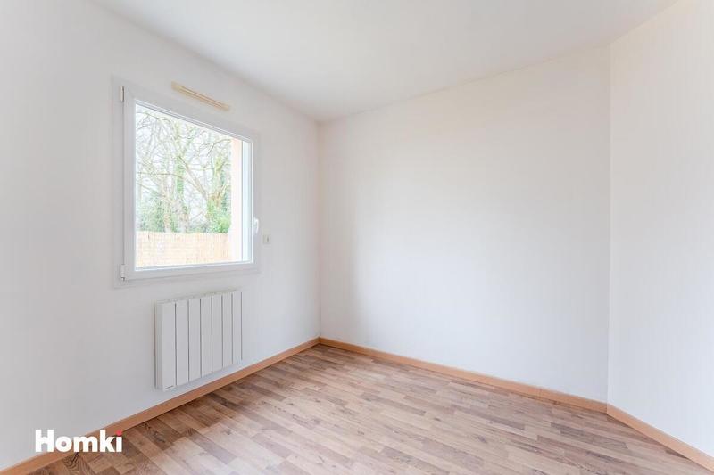 Maison - 215 m² - 8 pièces