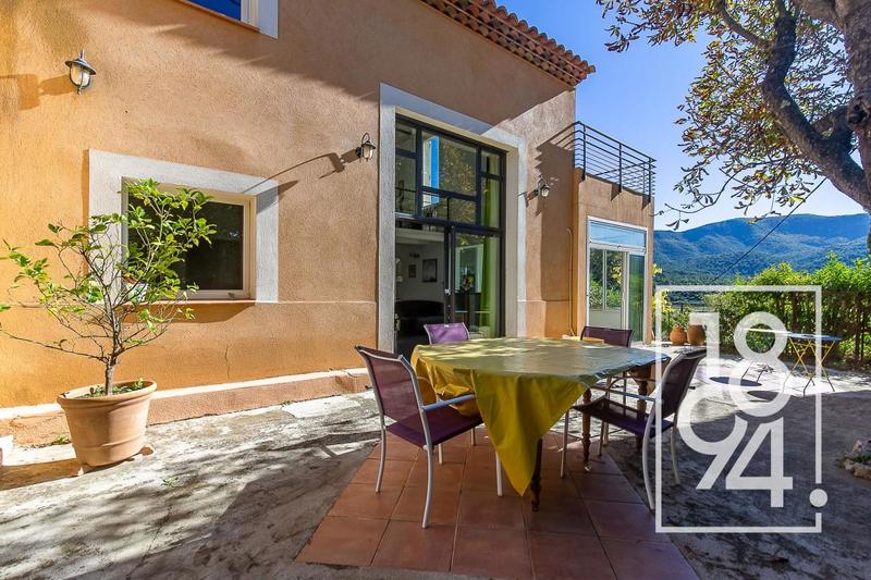 Moulin - 190 m² - 5 pièces