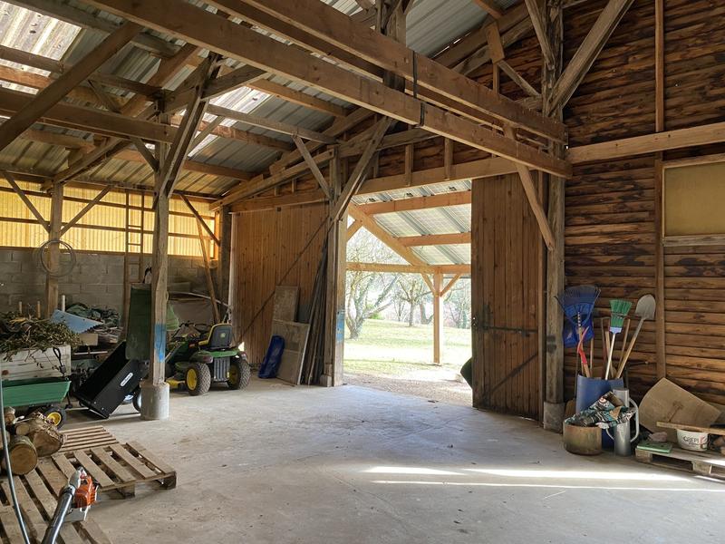 Maison - 210 m² - 7 pièces