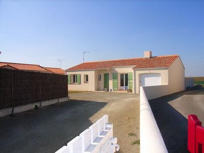 Maison - 88 m² - 4 pièces