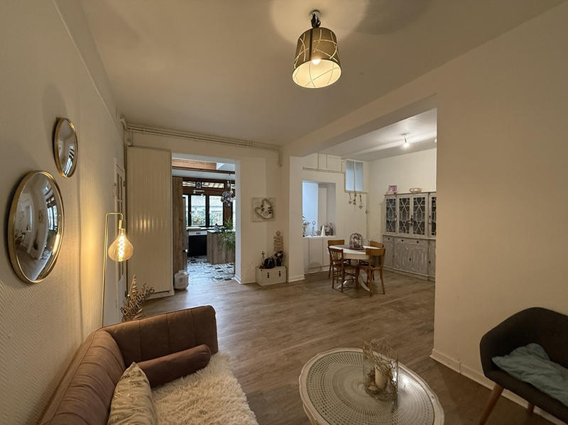 Maison - 130 m² - 7 pièces