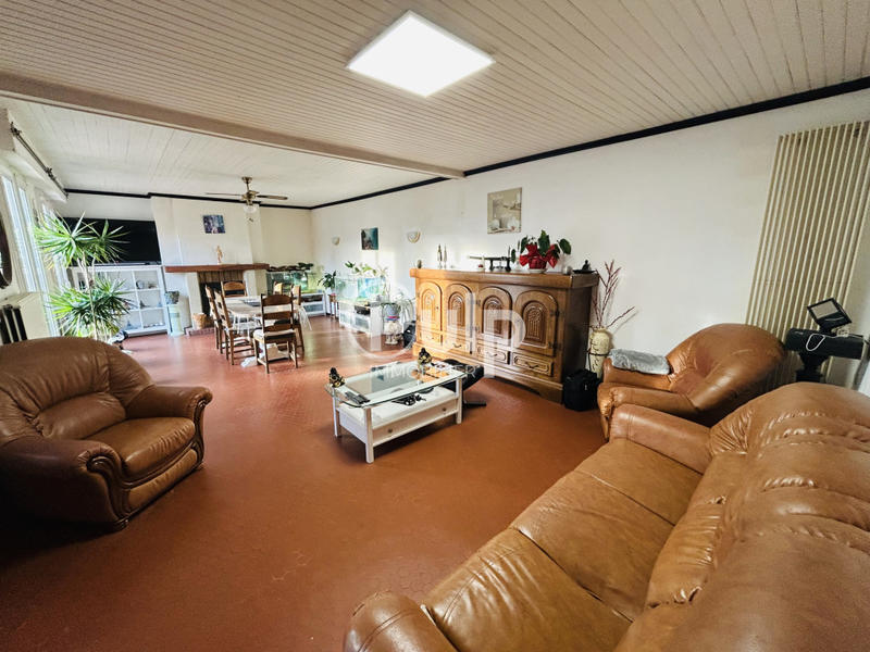 Maison - 138 m² - 6 pièces