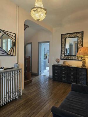 Demeure - 290 m² - 9 pièces