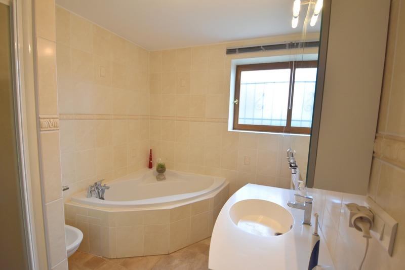 Maison - 141 m² - 6 pièces