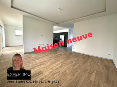 Maison - 150 m² - 5 pièces