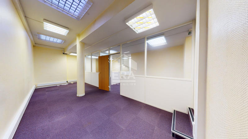 Bureau - 208 m² - 5 pièces