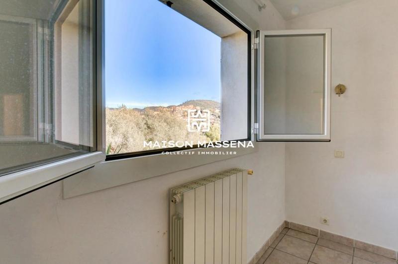 Appartement - 122 m² - 4 pièces