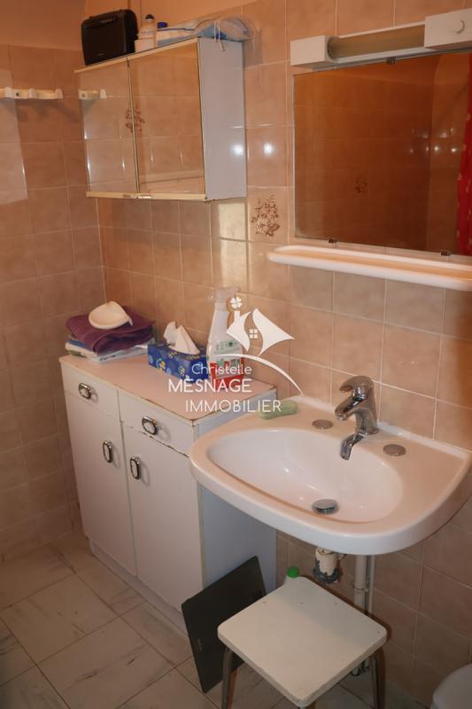 Maison traditionnelle - 97 m² - 6 pièces