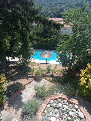 Maison - 205 m² - 8 pièces