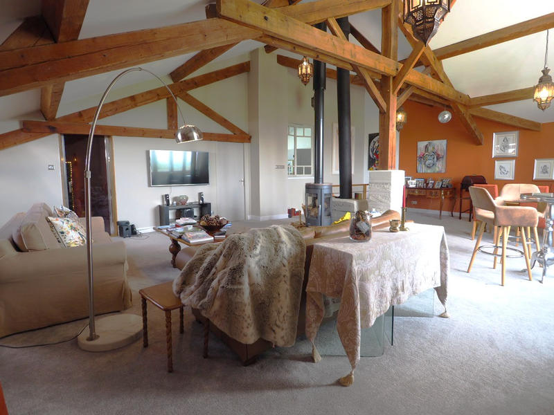 Maison - 400 m² - 14 pièces