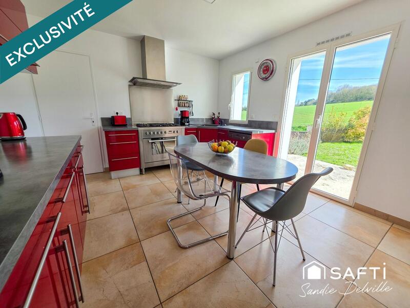 Maison - 170 m² - 7 pièces