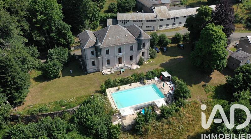 Maison - 500 m² - 10 pièces