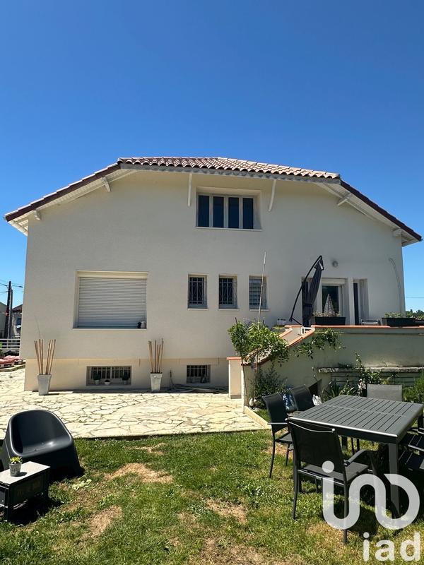 Maison - 174 m² - 8 pièces