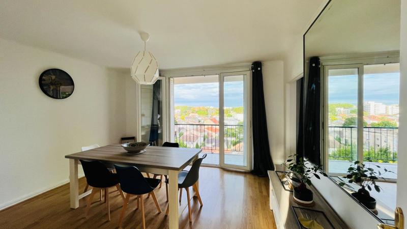 Appartement - 67 m² - 4 pièces