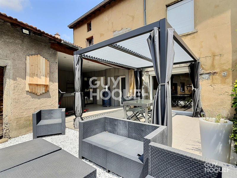 Maison - 180 m² - 6 pièces