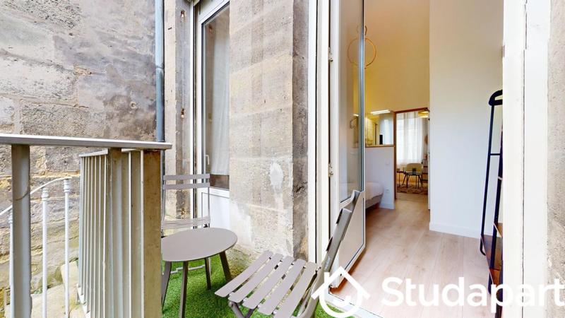 Chambre - 11 m² - 1 pièce