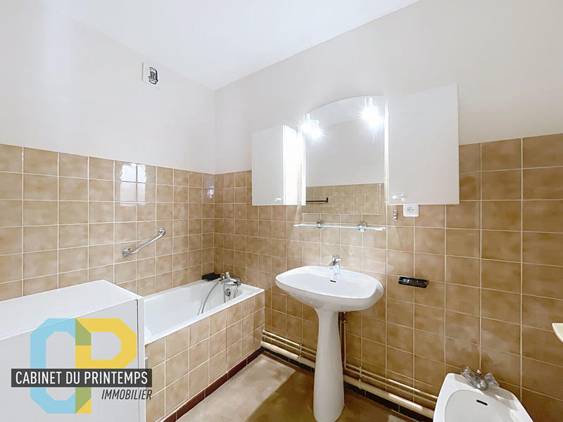 Appartement - 76 m² - 3 pièces