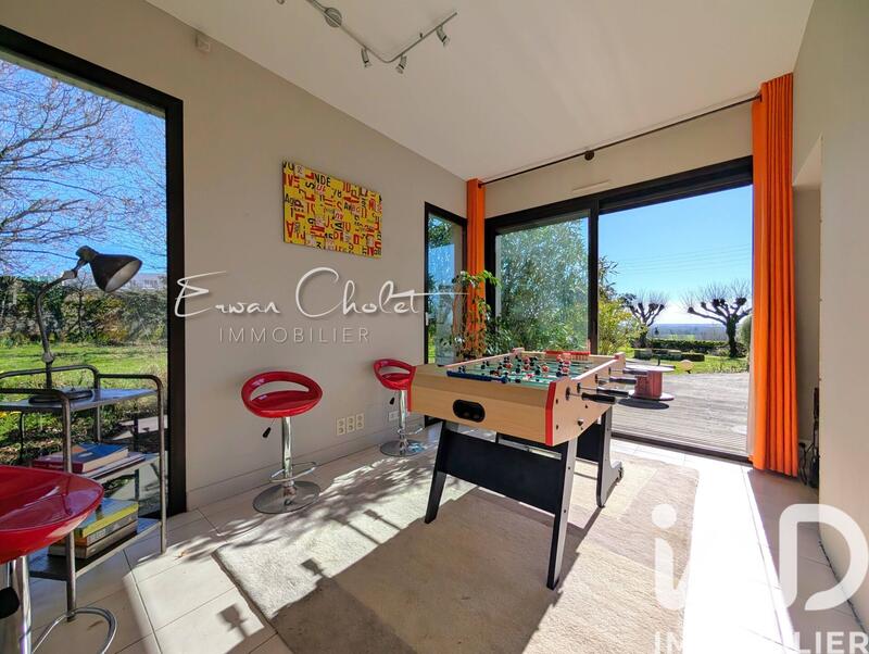 Maison de maîtres - 261 m² - 8 pièces