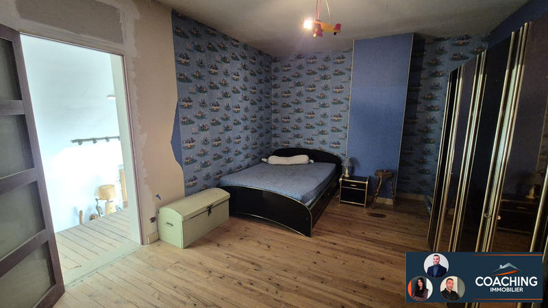 Maison - 223 m² - 8 pièces